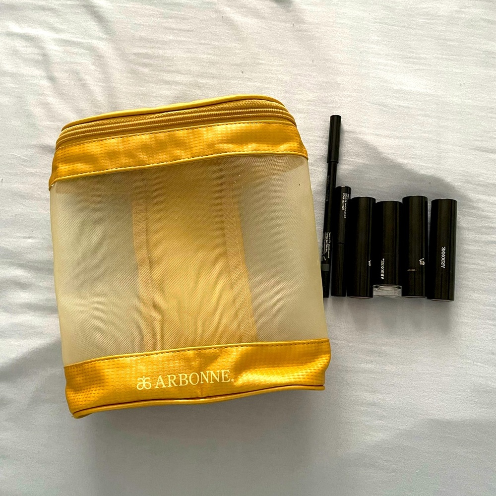 ARBONNE BEAUTY KIT